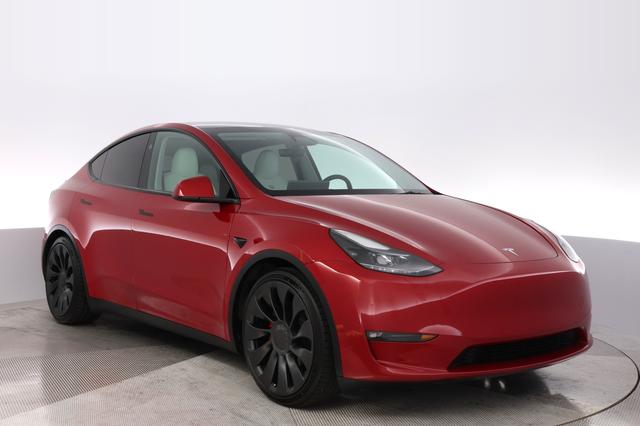 2023 Tesla Model Y — photo 10 of 21
