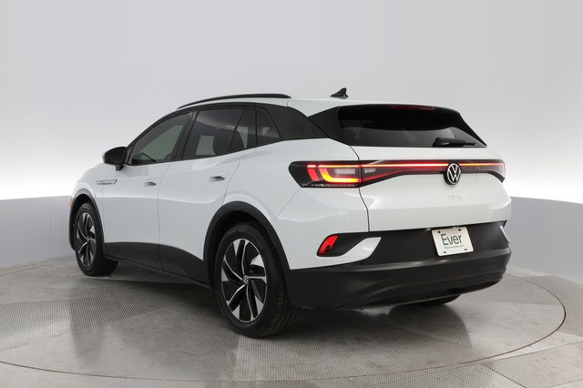 2021 Volkswagen ID.4 — photo 7 of 24