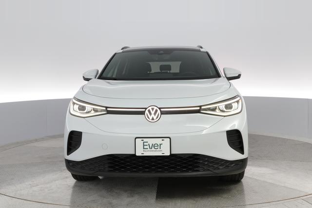 2021 Volkswagen ID.4 — photo 2 of 24