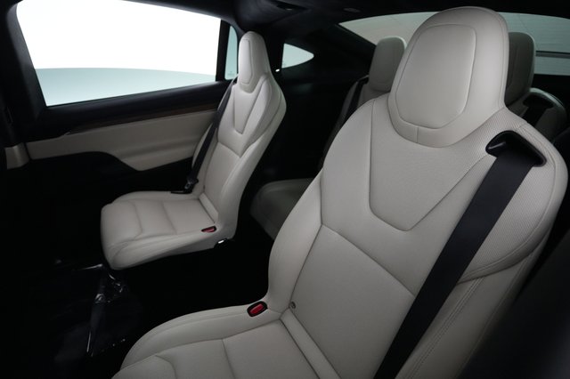 2024 Tesla Model X — photo 19 of 24
