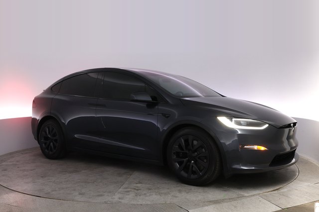 2024 Tesla Model X — photo 11 of 24