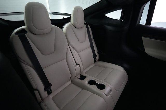 2024 Tesla Model X — photo 21 of 24