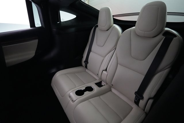 2024 Tesla Model X — photo 20 of 24