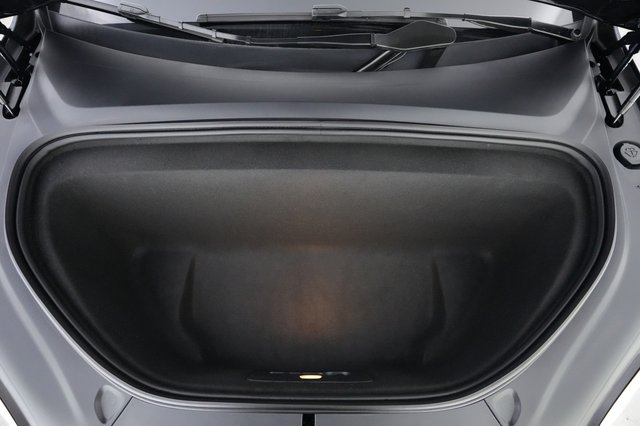 2024 Tesla Model X — photo 22 of 24