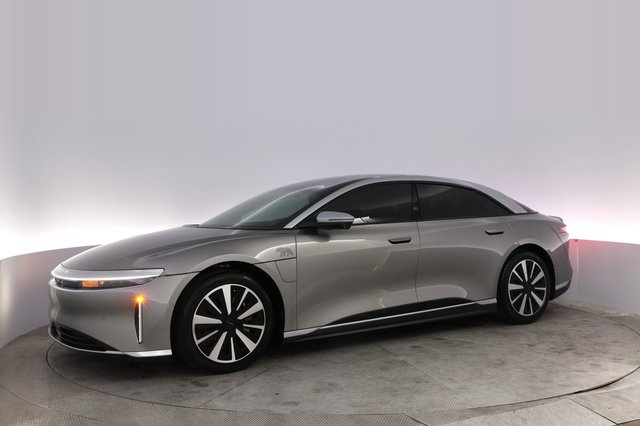 2023 Lucid Air — photo 14 of 22