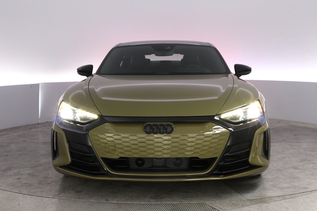 2022 Audi RS e-tron GT