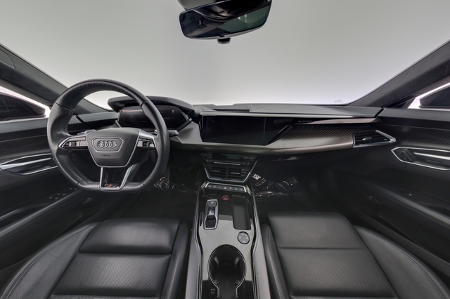 2022 Audi RS e-tron GT