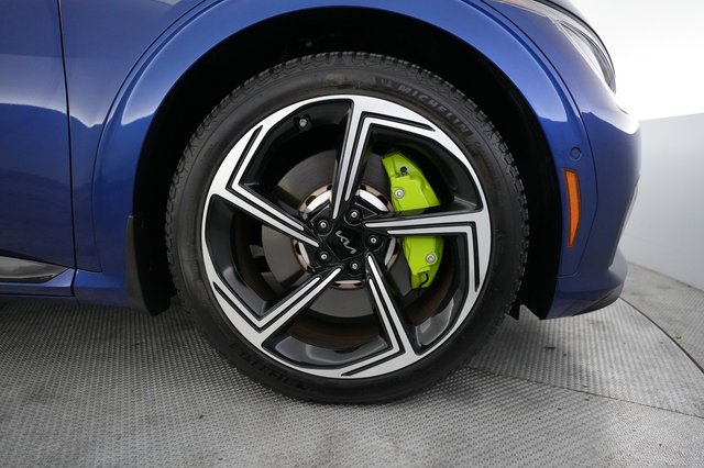 2023 Kia EV6 — photo 16 of 22