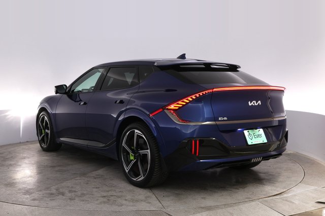 2023 Kia EV6 — photo 13 of 22