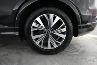 2023 Audi Q4 e-tron — photo 7 of 24