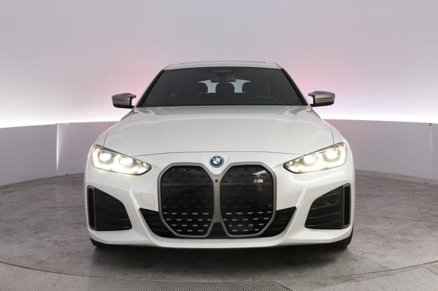 2023 BMW i4
