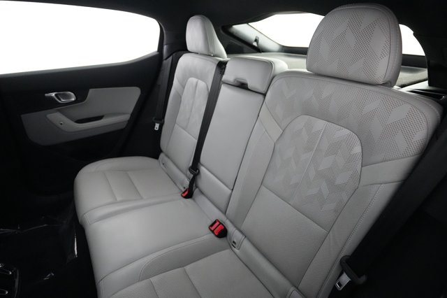 2023 Polestar 2 — photo 19 of 25
