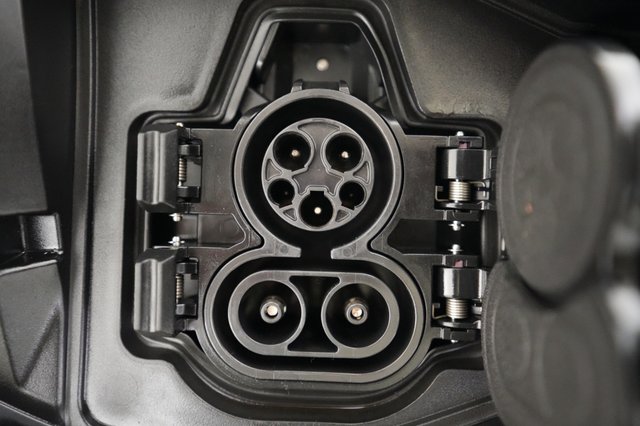 2023 Nissan Ariya — photo 8 of 20