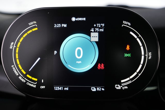 2024 MINI Cooper SE — photo 5 of 20
