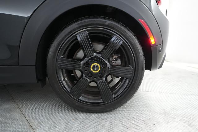 2024 MINI Cooper SE
