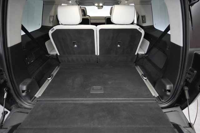 2024 Rivian R1S — photo 6 of 24