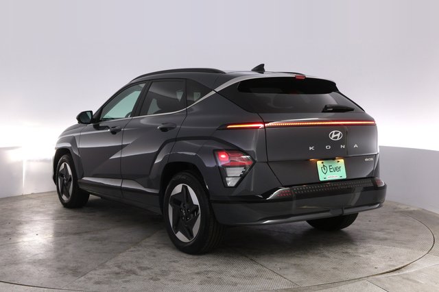 2024 Hyundai Kona Electric — photo 13 of 22