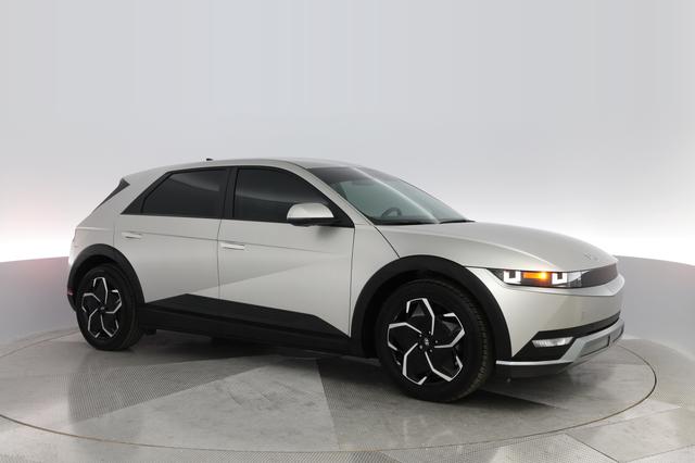 2023 Hyundai IONIQ 5 — photo 8 of 28
