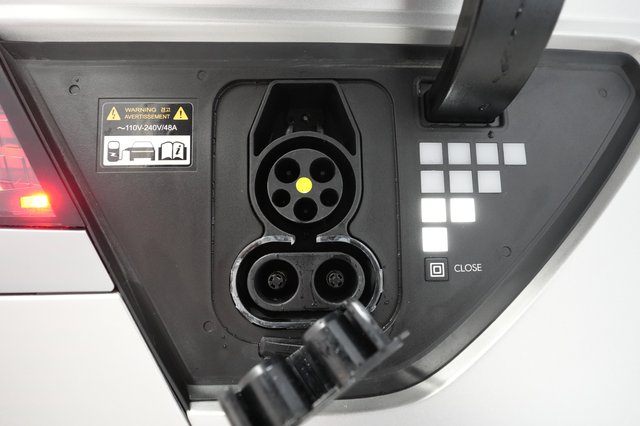 2023 Hyundai IONIQ 5 — photo 24 of 28