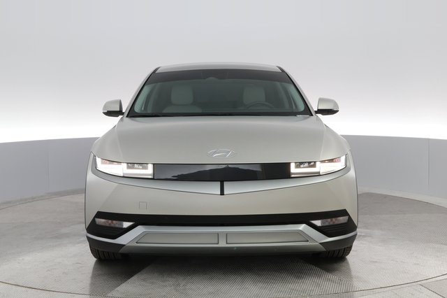 2023 Hyundai IONIQ 5 — photo 6 of 28