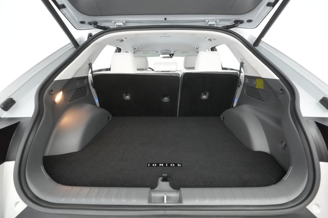 2023 Hyundai IONIQ 5 — photo 22 of 28