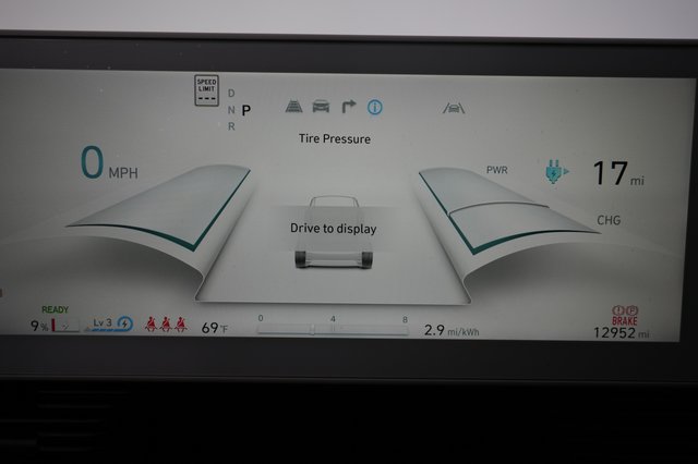 2024 Hyundai IONIQ 5 — photo 5 of 21