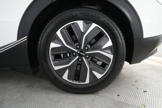 2024 Kia EV6 — photo 7 of 21