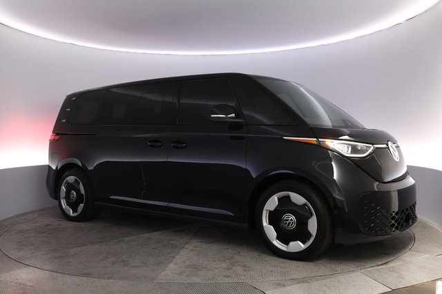 2025 Volkswagen ID.Buzz — photo 11 of 25