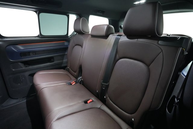 2025 Volkswagen ID.Buzz — photo 19 of 25