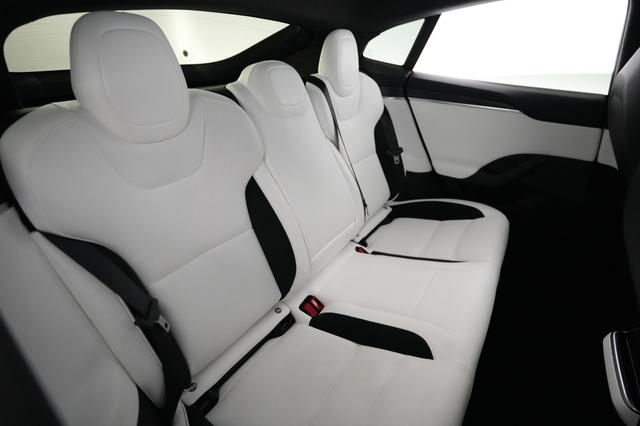 2025 Tesla Model S