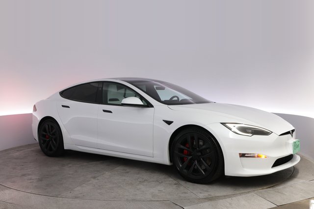 2025 Tesla Model S — photo 11 of 22