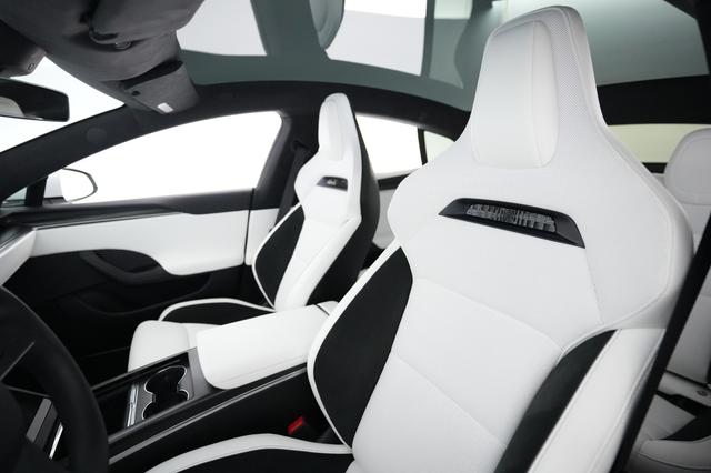 2025 Tesla Model S