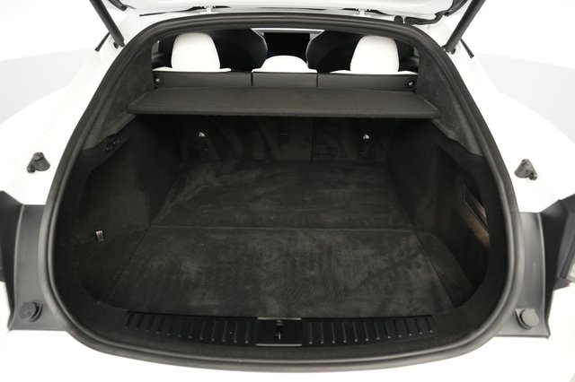 2025 Tesla Model S — photo 6 of 22