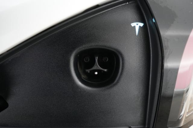 2025 Tesla Model S