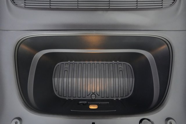 2026 Tesla Model Y — photo 20 of 21