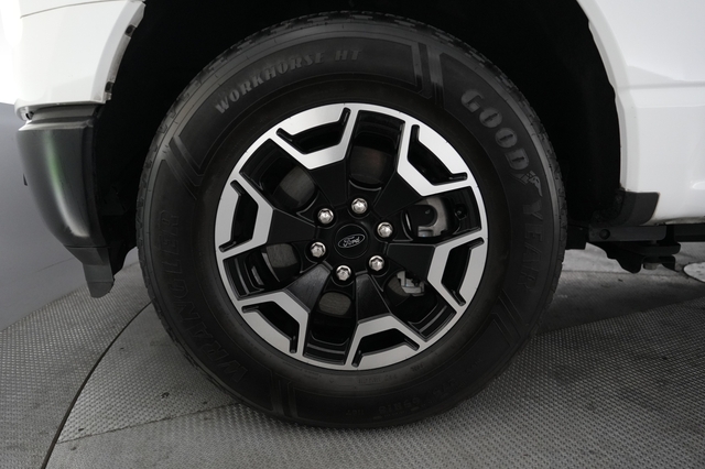 2022 Ford F-150 Lightning