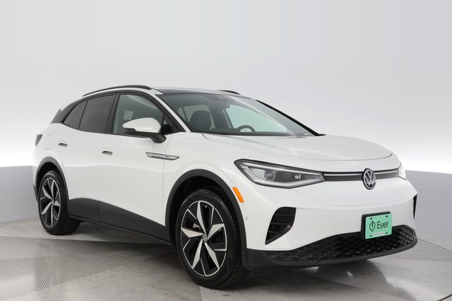 2025 Volkswagen ID.4 — photo 9 of 18