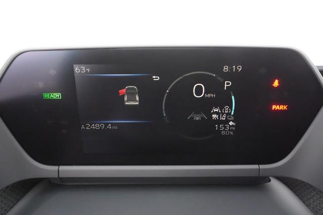 2024 Toyota bZ4X — photo 5 of 29