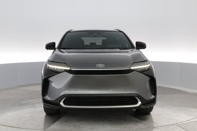 2024 Toyota bZ4X — photo 6 of 29