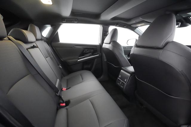 2024 Toyota bZ4X — photo 4 of 29