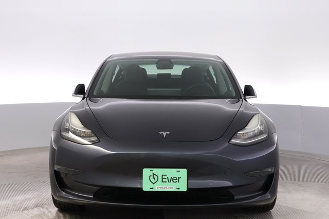 2018 Tesla Model 3 — photo 9 of 26