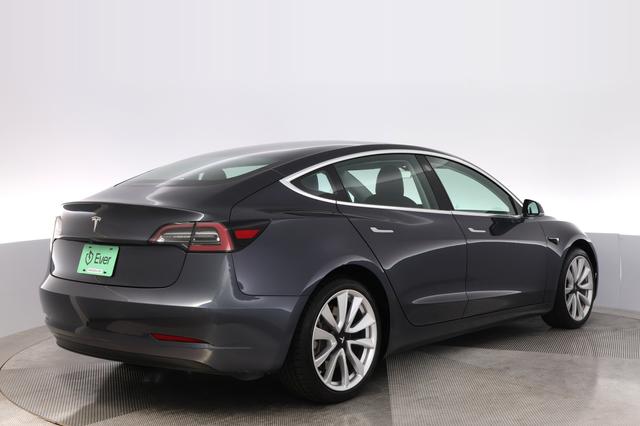 2018 Tesla Model 3 — photo 2 of 26