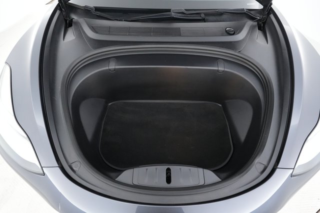 2018 Tesla Model 3 — photo 23 of 26