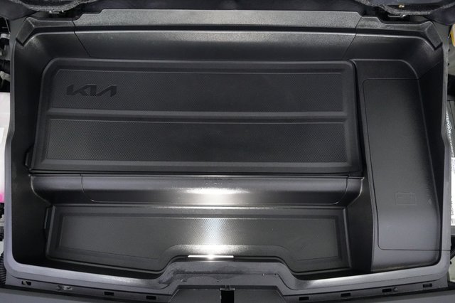 2022 Kia EV6 — photo 20 of 21