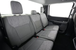 2023 Ford F-150 Lightning — photo 4 of 16
