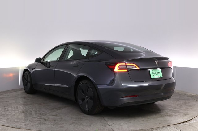 2023 Tesla Model 3 — photo 13 of 24
