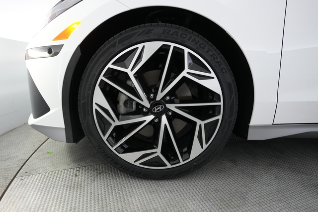2023 Hyundai IONIQ 6