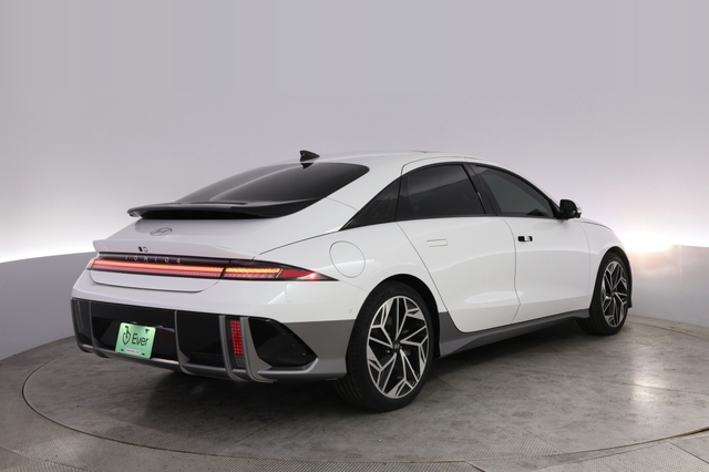 2023 Hyundai IONIQ 6