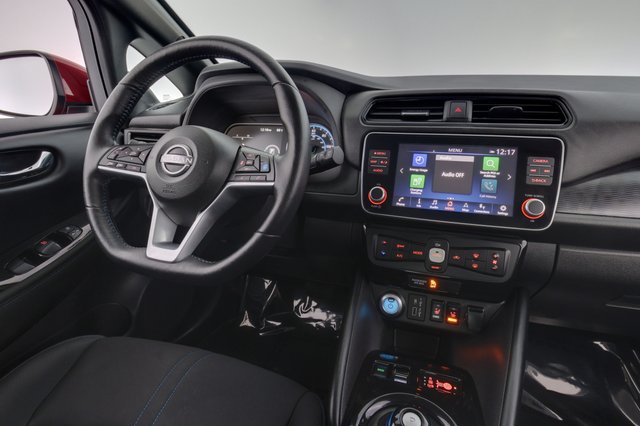 2024 Nissan LEAF — photo 20 of 23