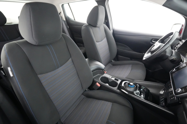 2024 Nissan LEAF